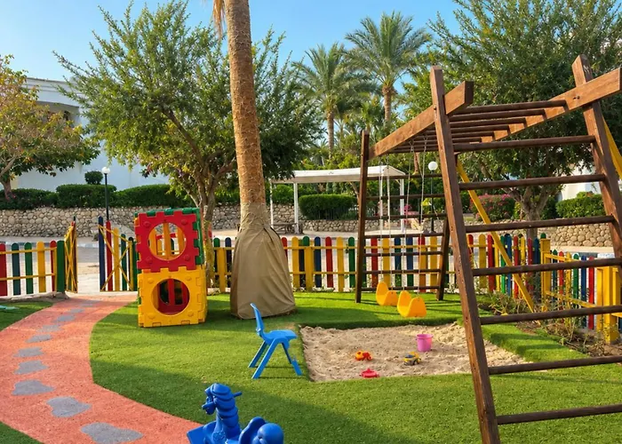Naama Bay & Resort